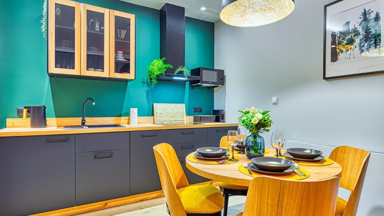 Apartamenty Vip Centrum - Wczasowa 17 By Royal Aparts Świeradów-Zdrój Dış mekan fotoğraf